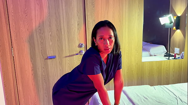 Massage with happy ending by a Hot Milf Leyne Rodriguez – Tantaly Sex Doll