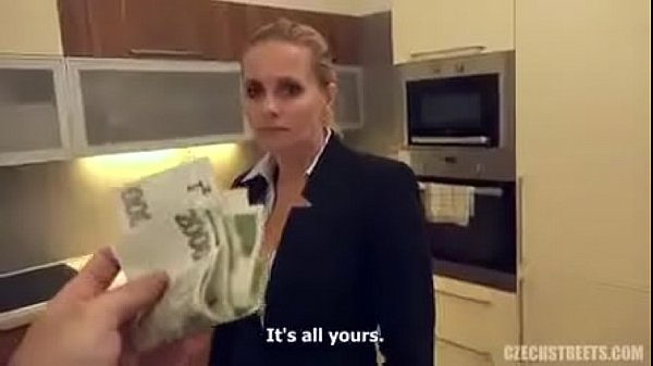 Corretora de imóveis gostosa
